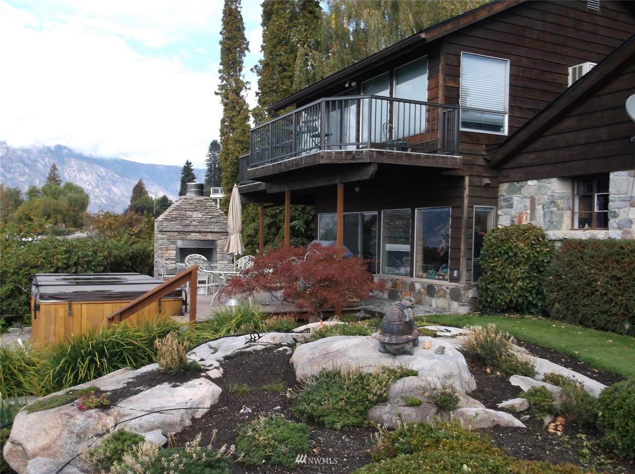 382 Division Street - Photo 1
