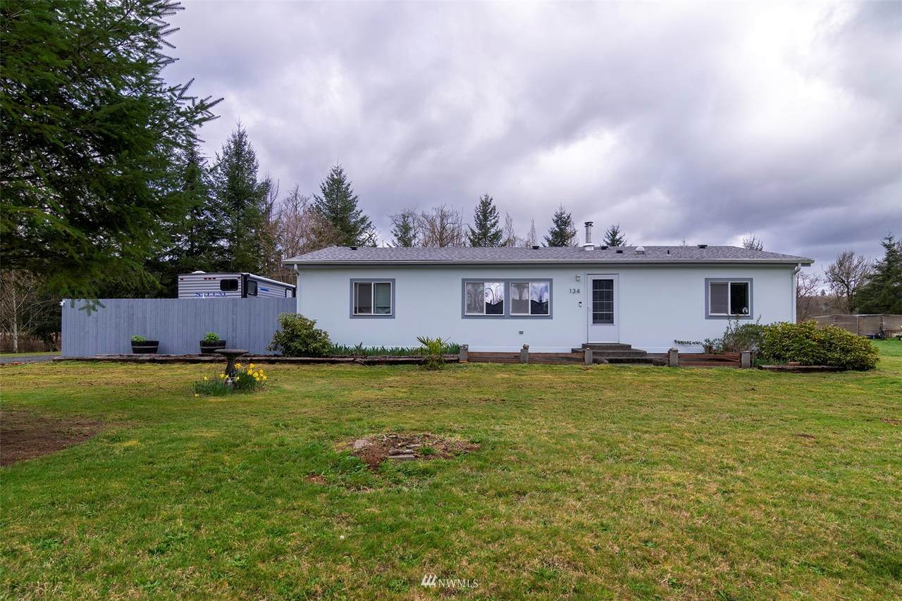 134 Carlisle Lane - Photo 1