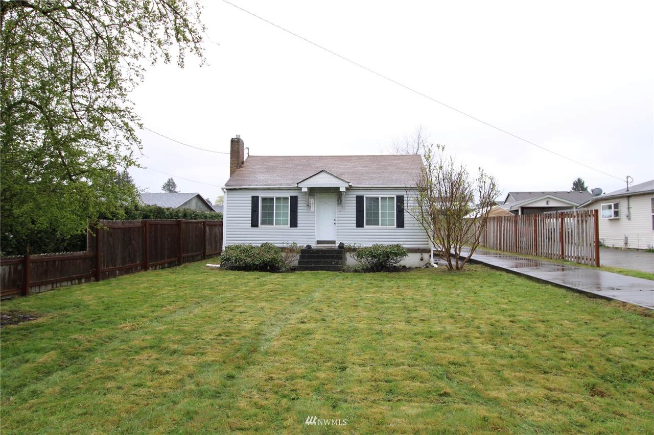 1811 Loraine Street - Photo 1
