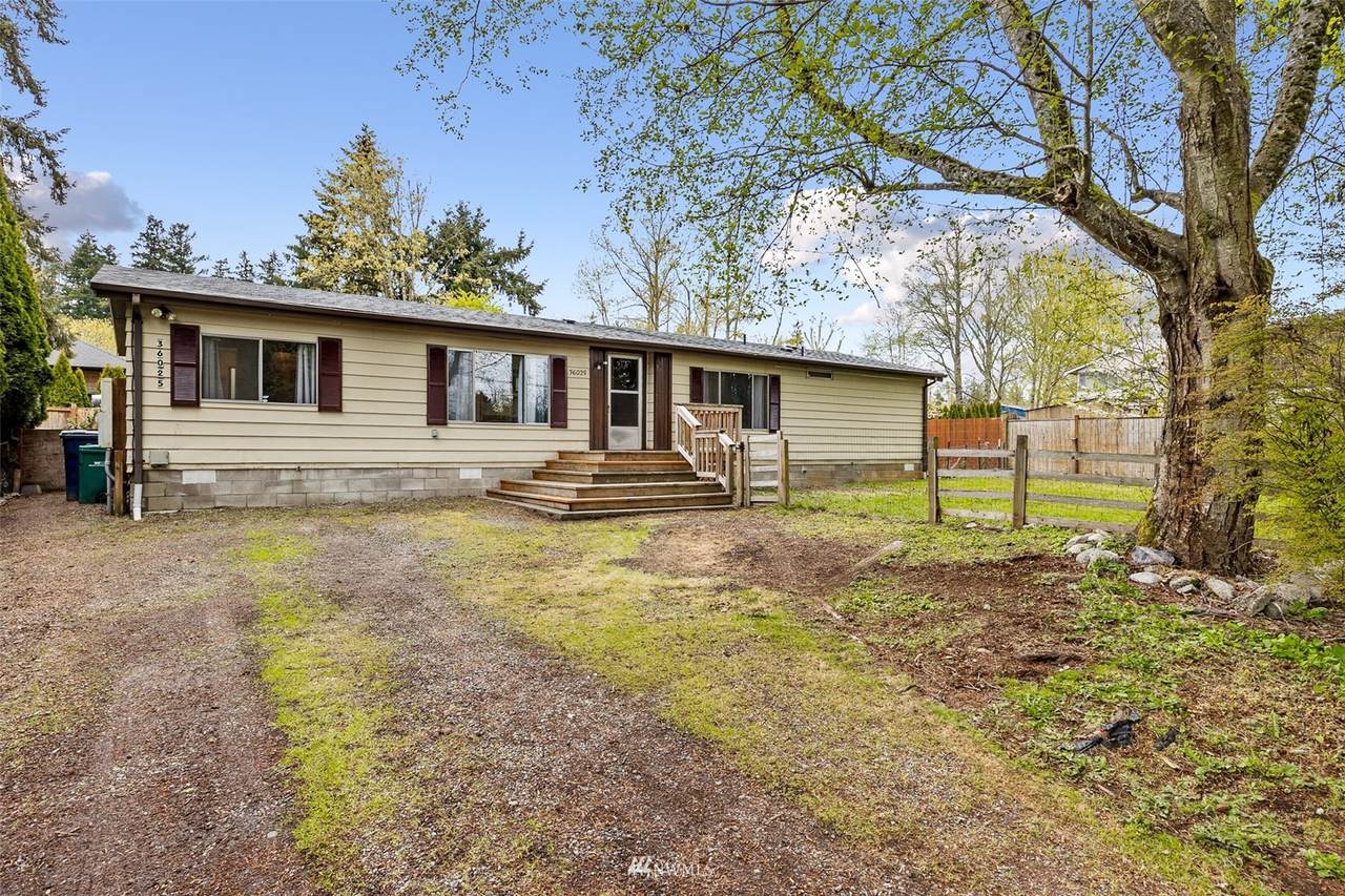 36025 52nd Avenue - Photo 1