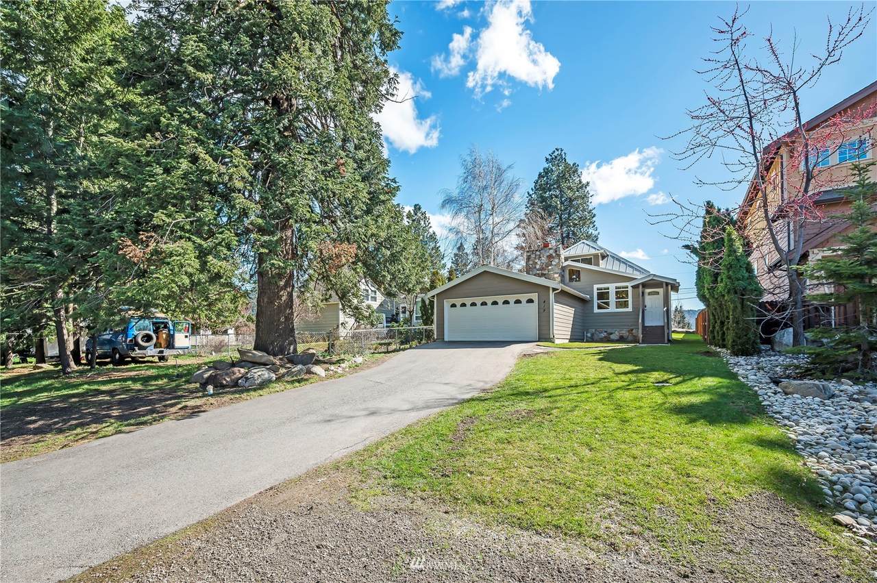 419 Cedar Street - Photo 1