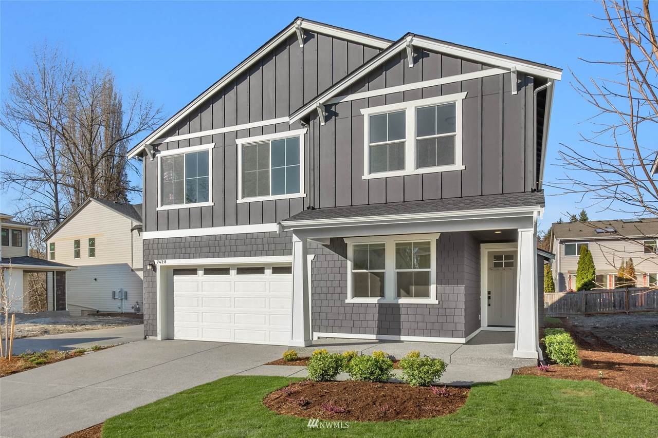 708 214th Avenue - Photo 1