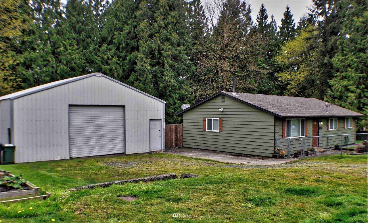 7122 142nd Drive - Photo 1