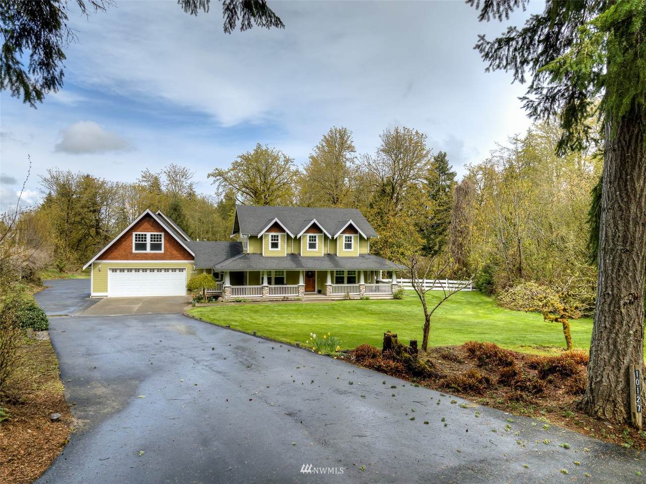 10127 Hidden Lake Lane - Photo 1
