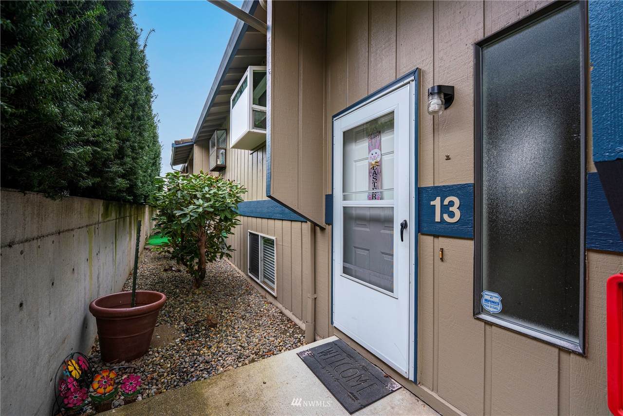 110 19th Avenue - Photo 1