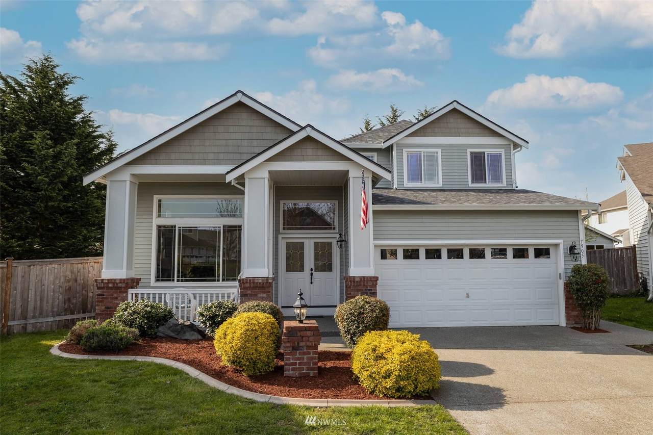 7905 150th Street - Photo 1