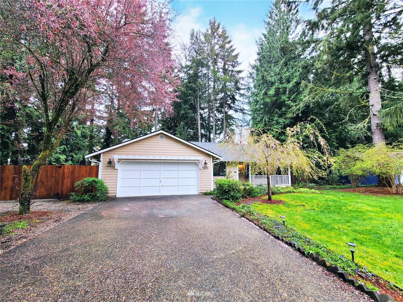 3208 Duke Court - Photo 1