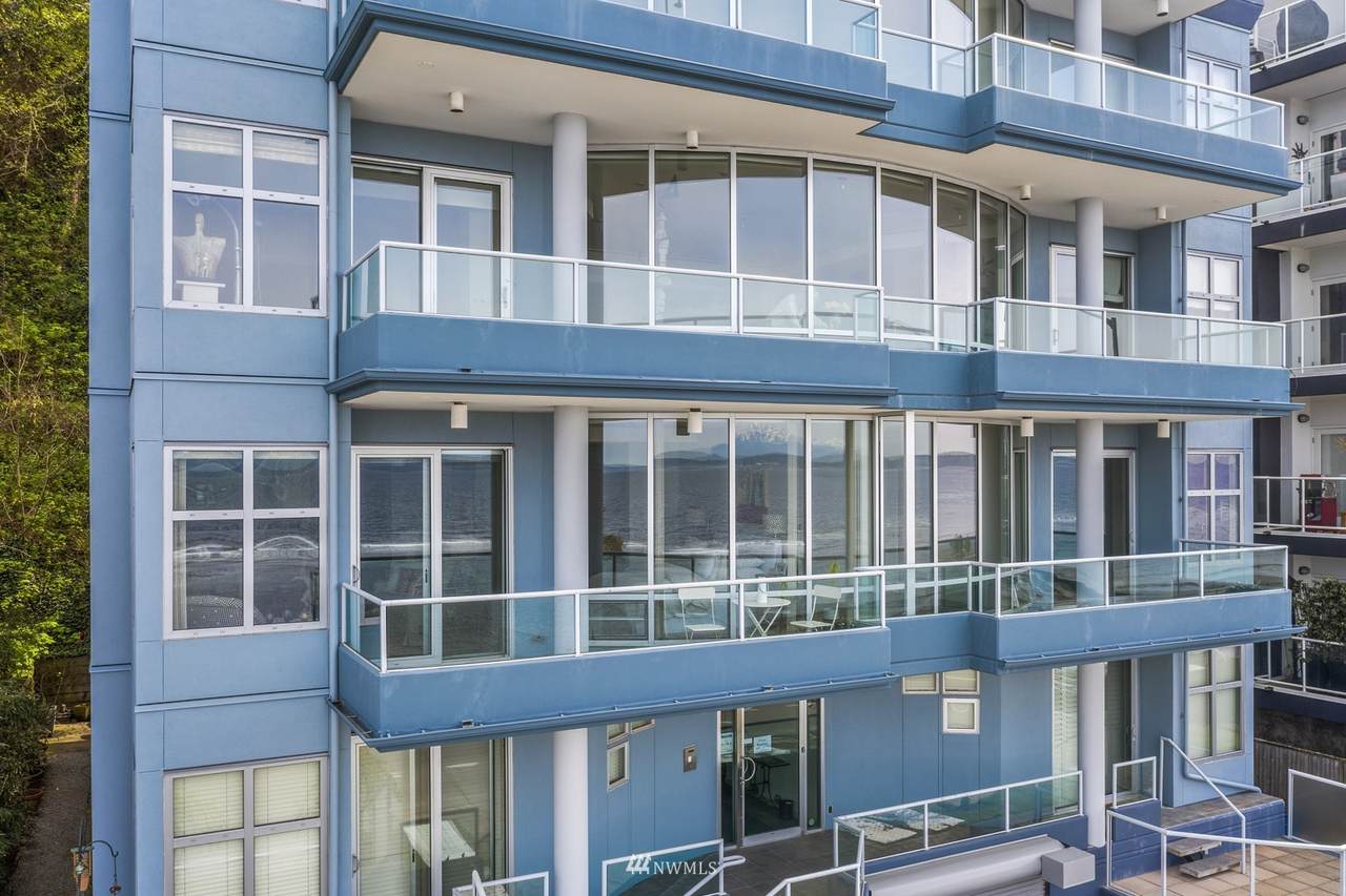 1374 Alki Avenue - Photo 1