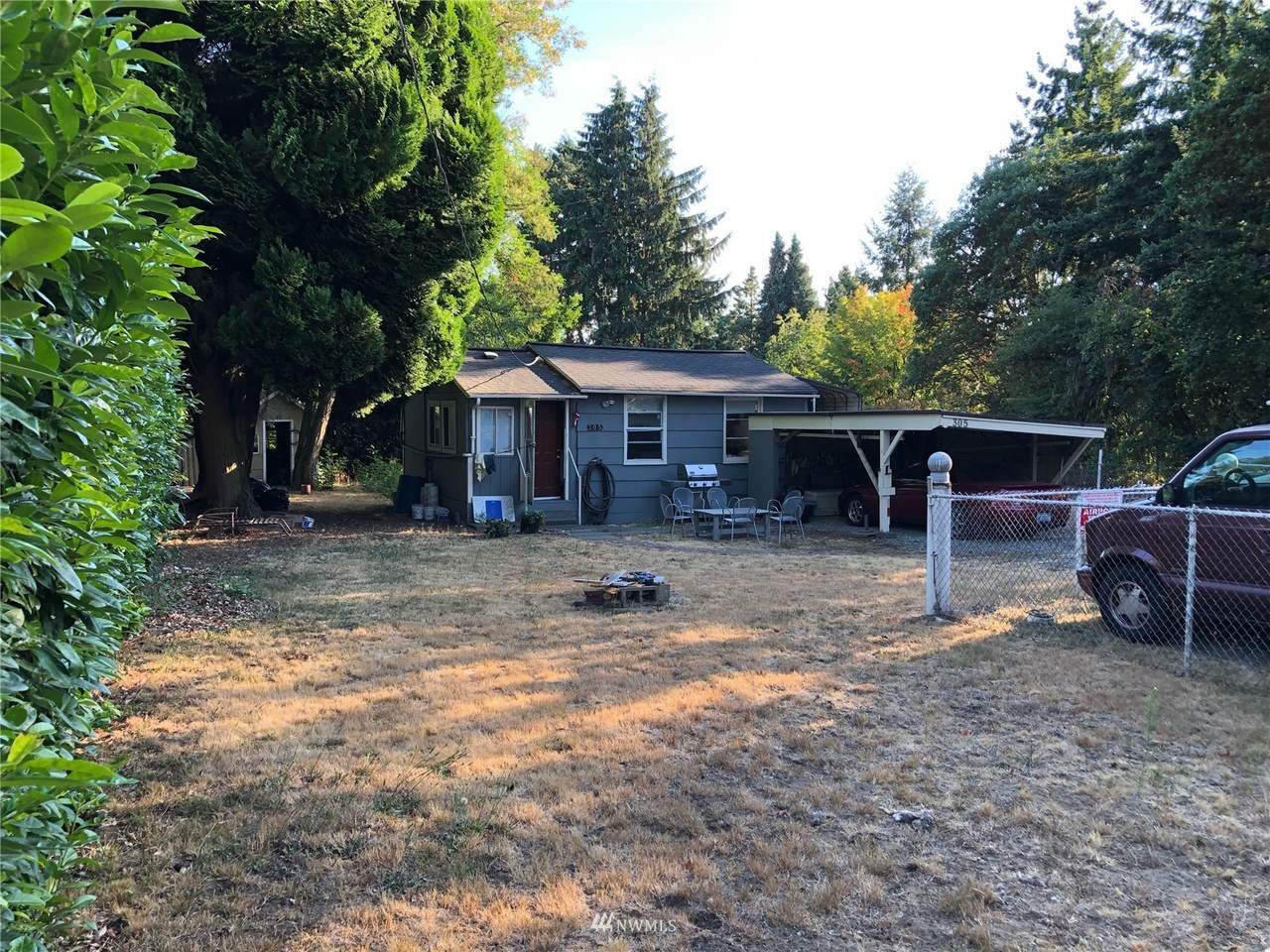 305 150th Street - Photo 1