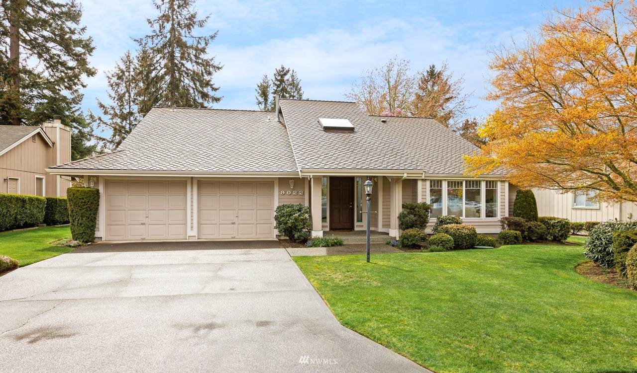 9022 81st Street - Photo 1