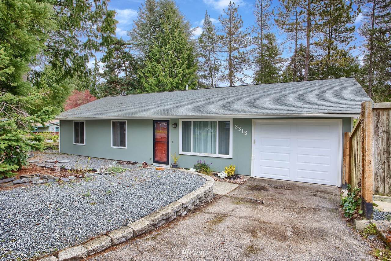 2313 Big Bend Court - Photo 1