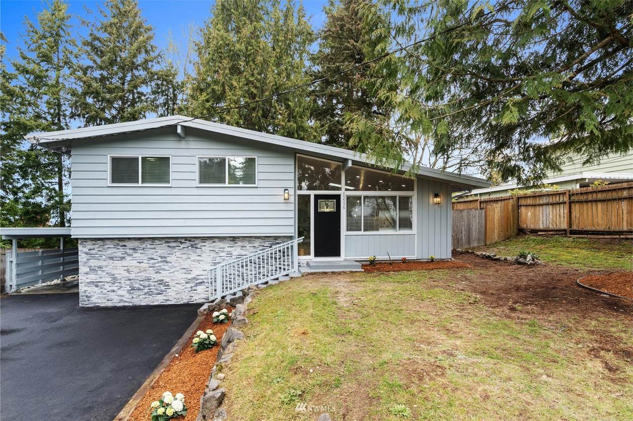 13536 37th Street - Photo 1