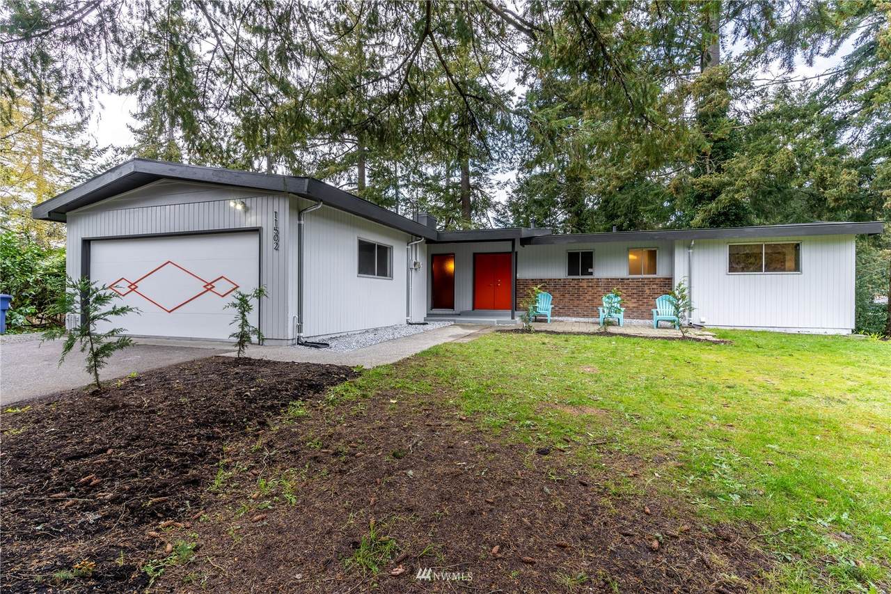 11502 93rd Avenue - Photo 1