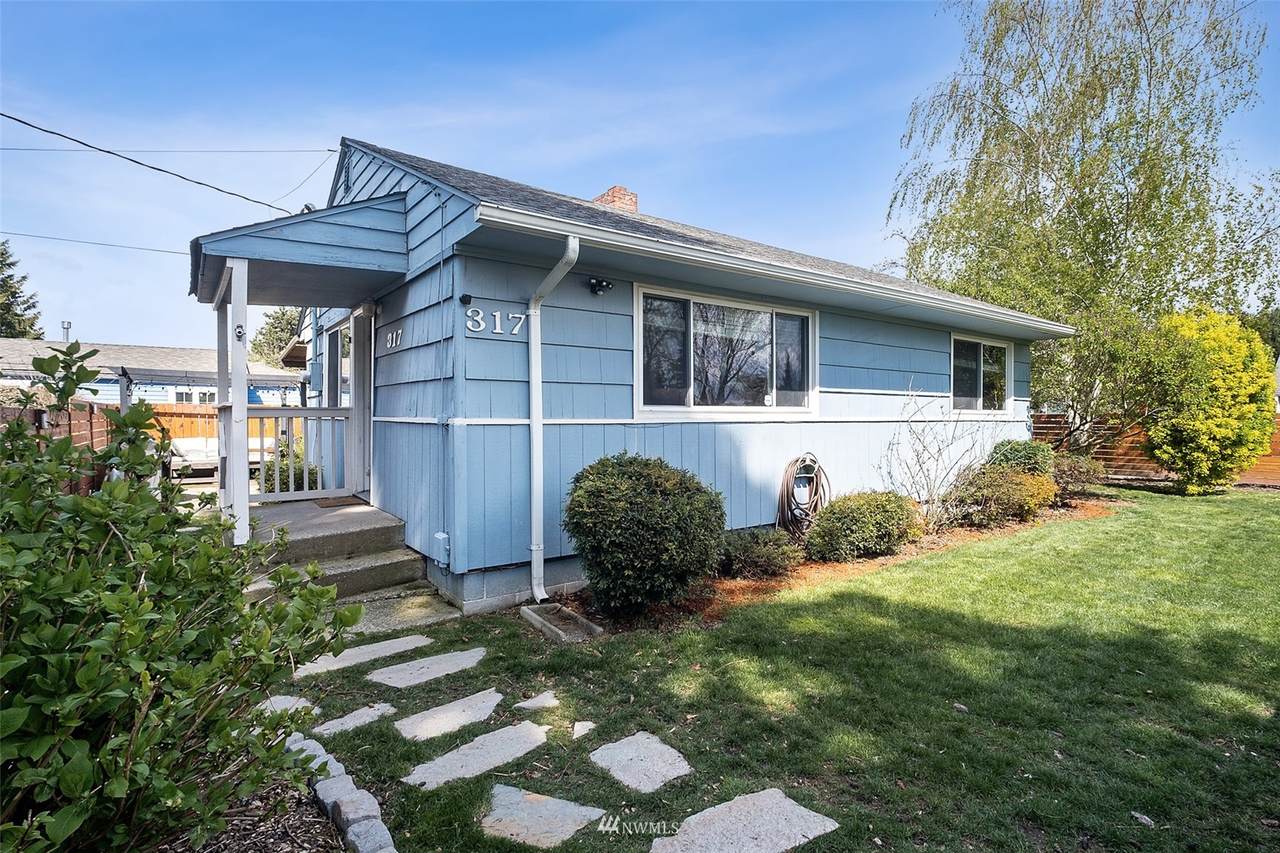 317 Cloudy Street - Photo 1