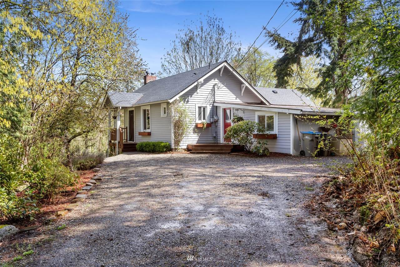 9046 Willock Road - Photo 1
