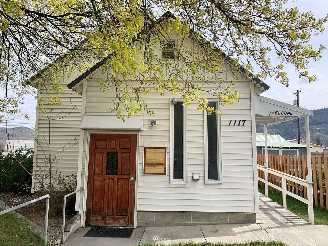 1117 Ironwood St - Photo 1