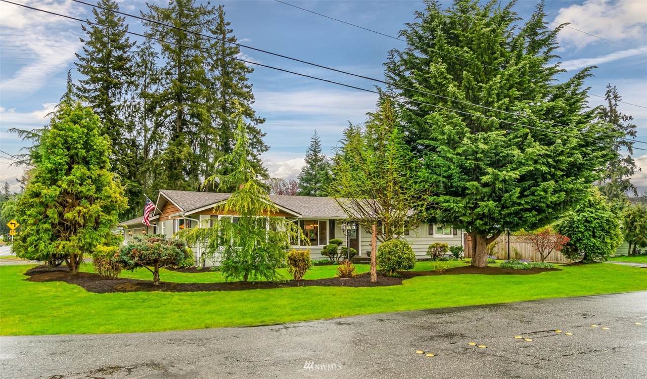 8329 53rd Drive - Photo 1