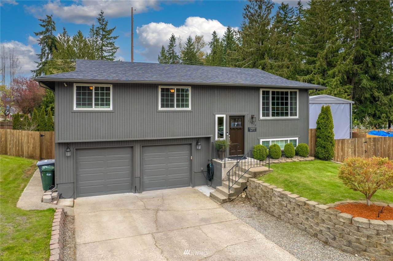 11619 213th Ave Ct E - Photo 1