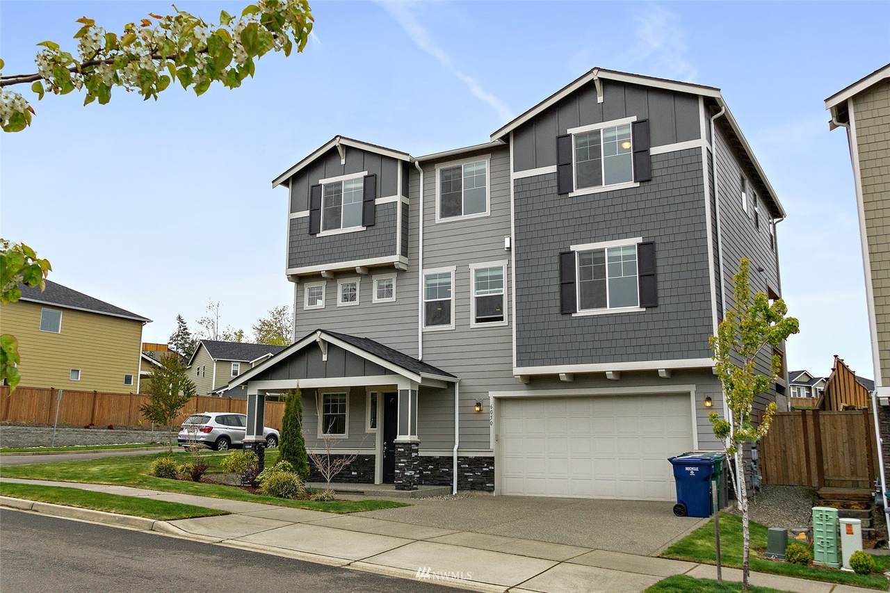6050 302nd Street - Photo 1