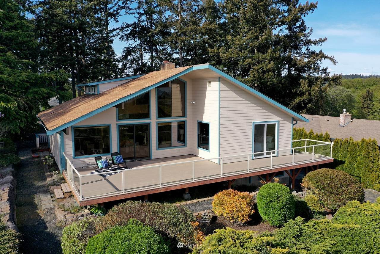 2500 Soundview Drive - Photo 1