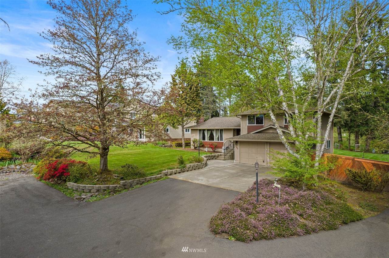 700 Sky Meadows Drive - Photo 1