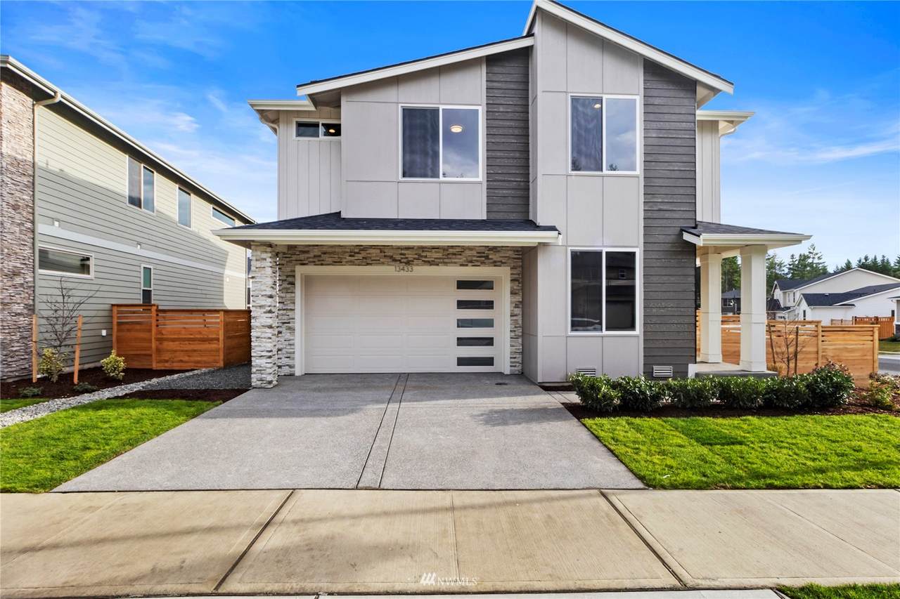 18822 128th Street - Photo 1