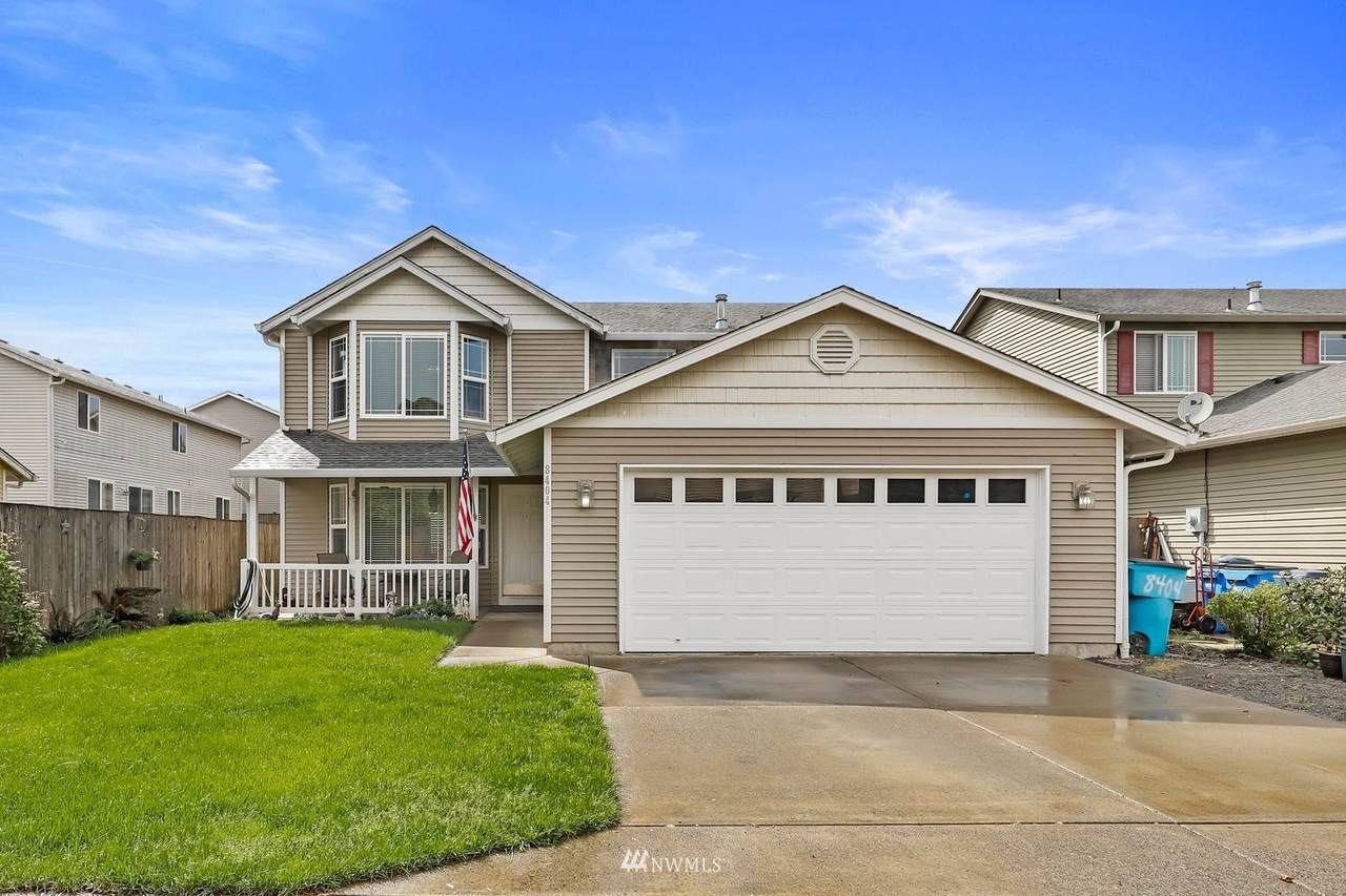 8404 90th Place - Photo 1