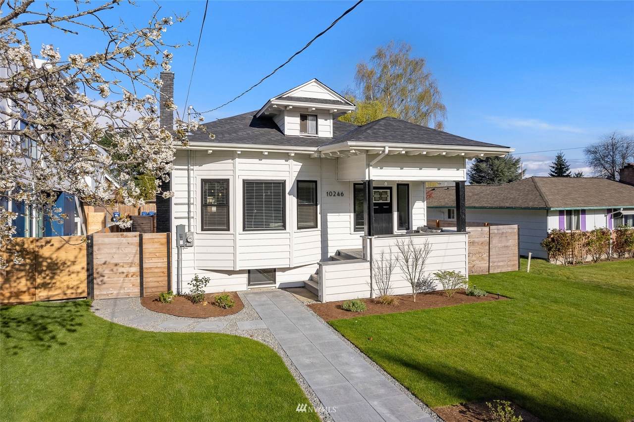 10246 40th Avenue - Photo 1