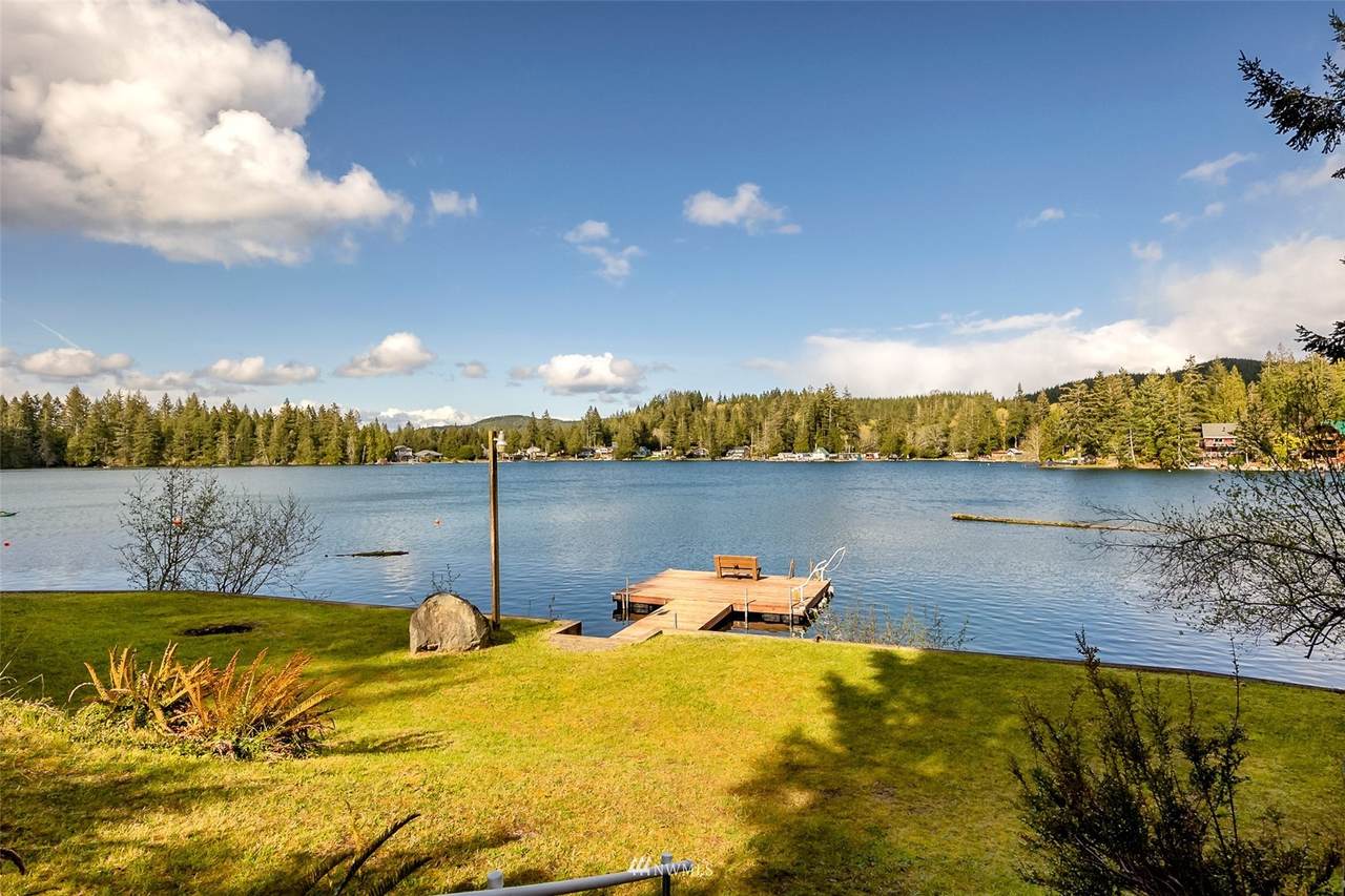 888 W Lakeside Dr - Photo 1