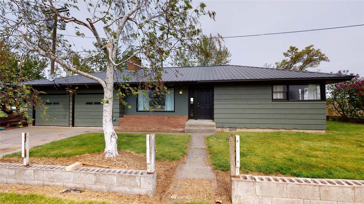 1936 Heritage Rd - Photo 1