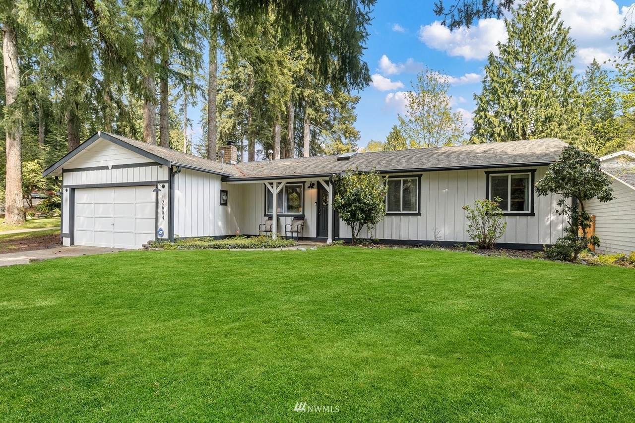 12604 176th Avenue - Photo 1