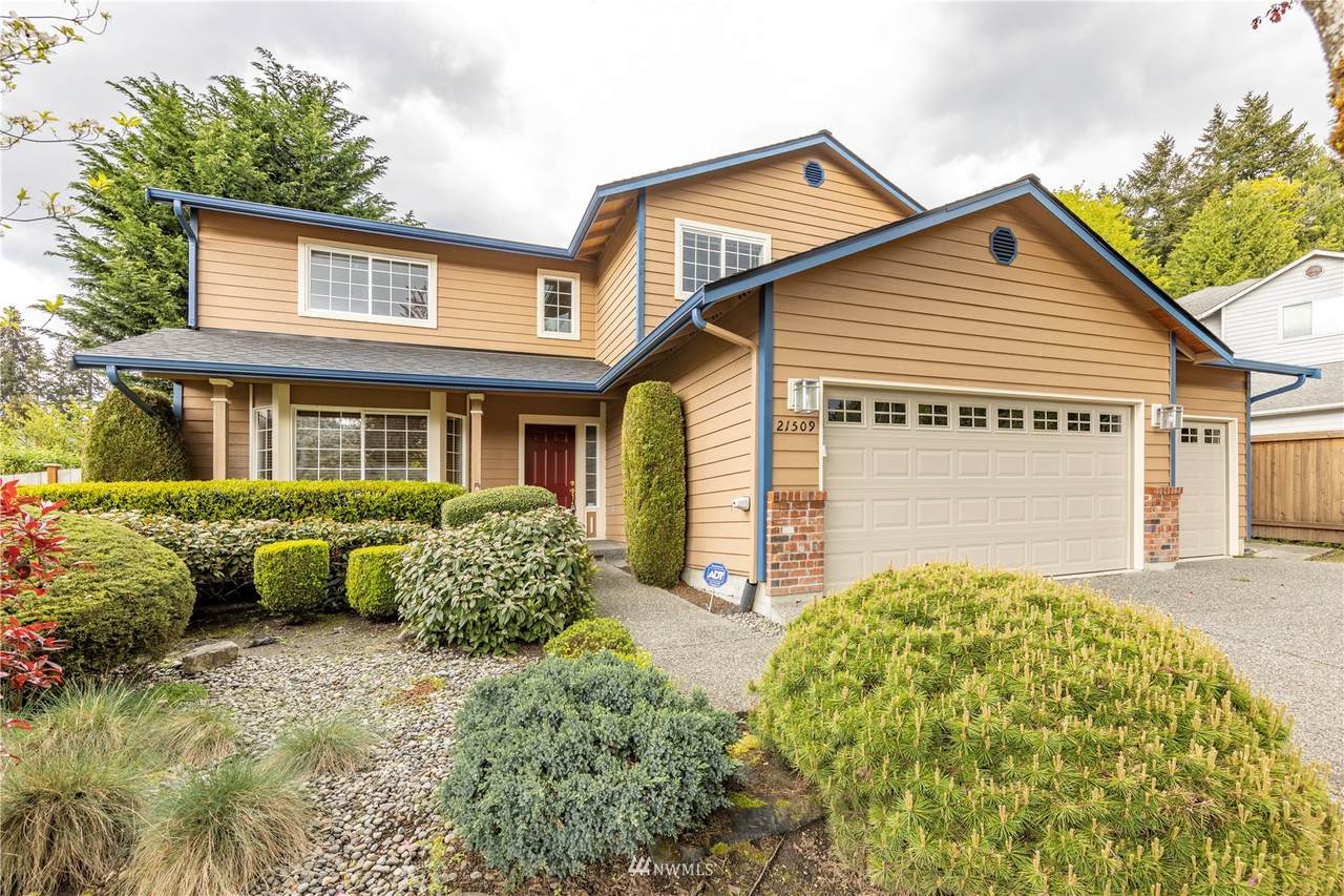 21509 12th Avenue - Photo 1