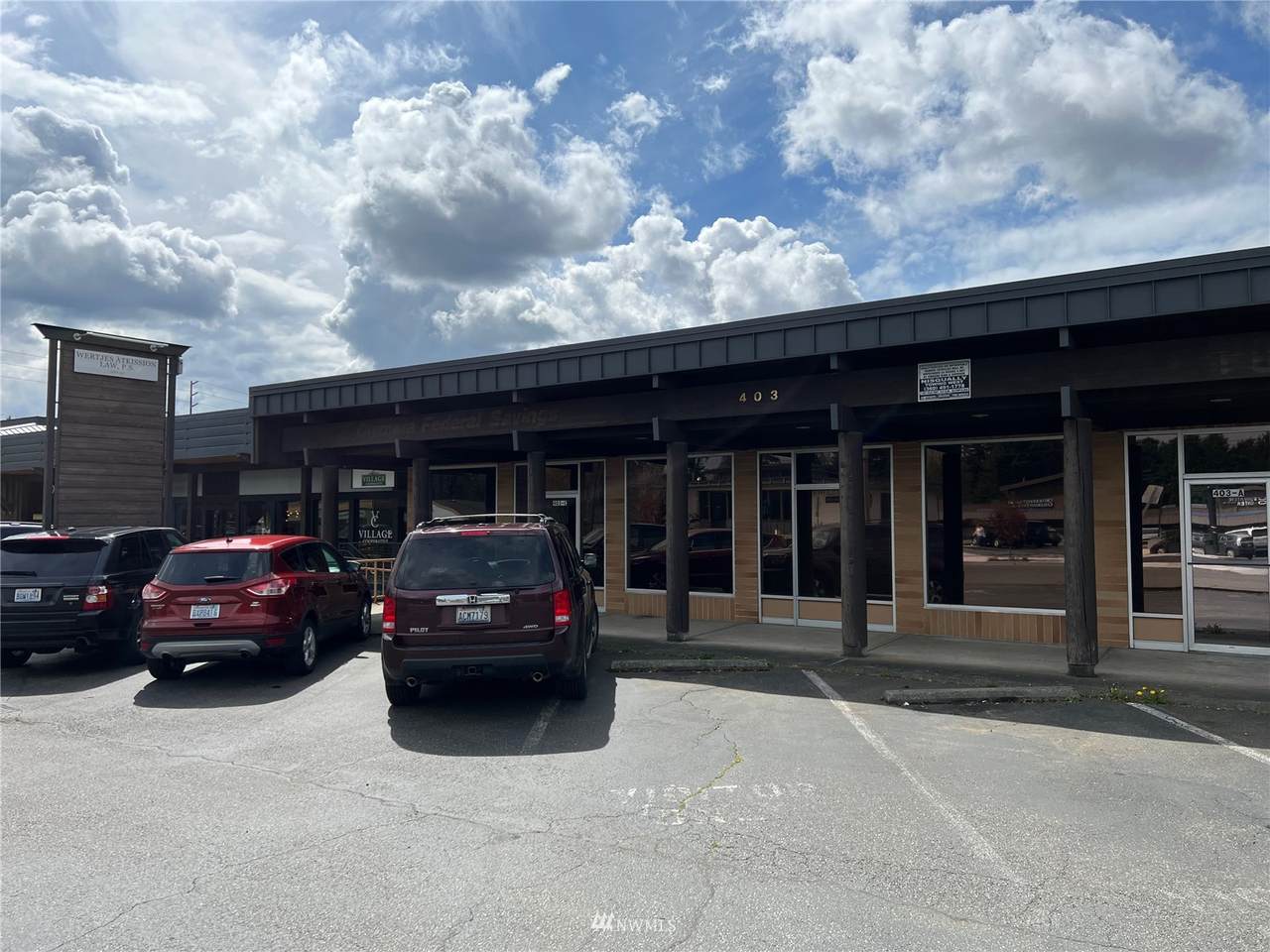 403 Cleveland Avenue - Photo 1