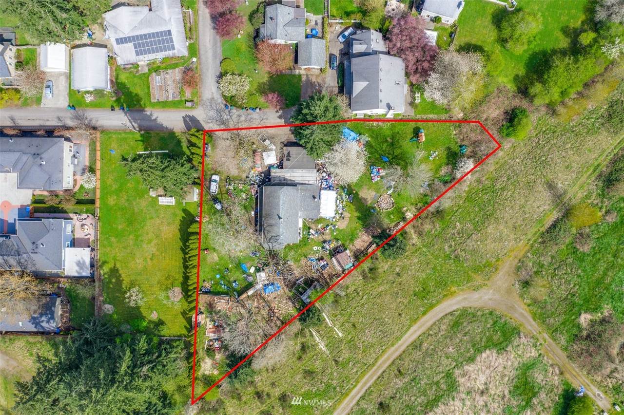 9032 Avondale Road - Photo 1