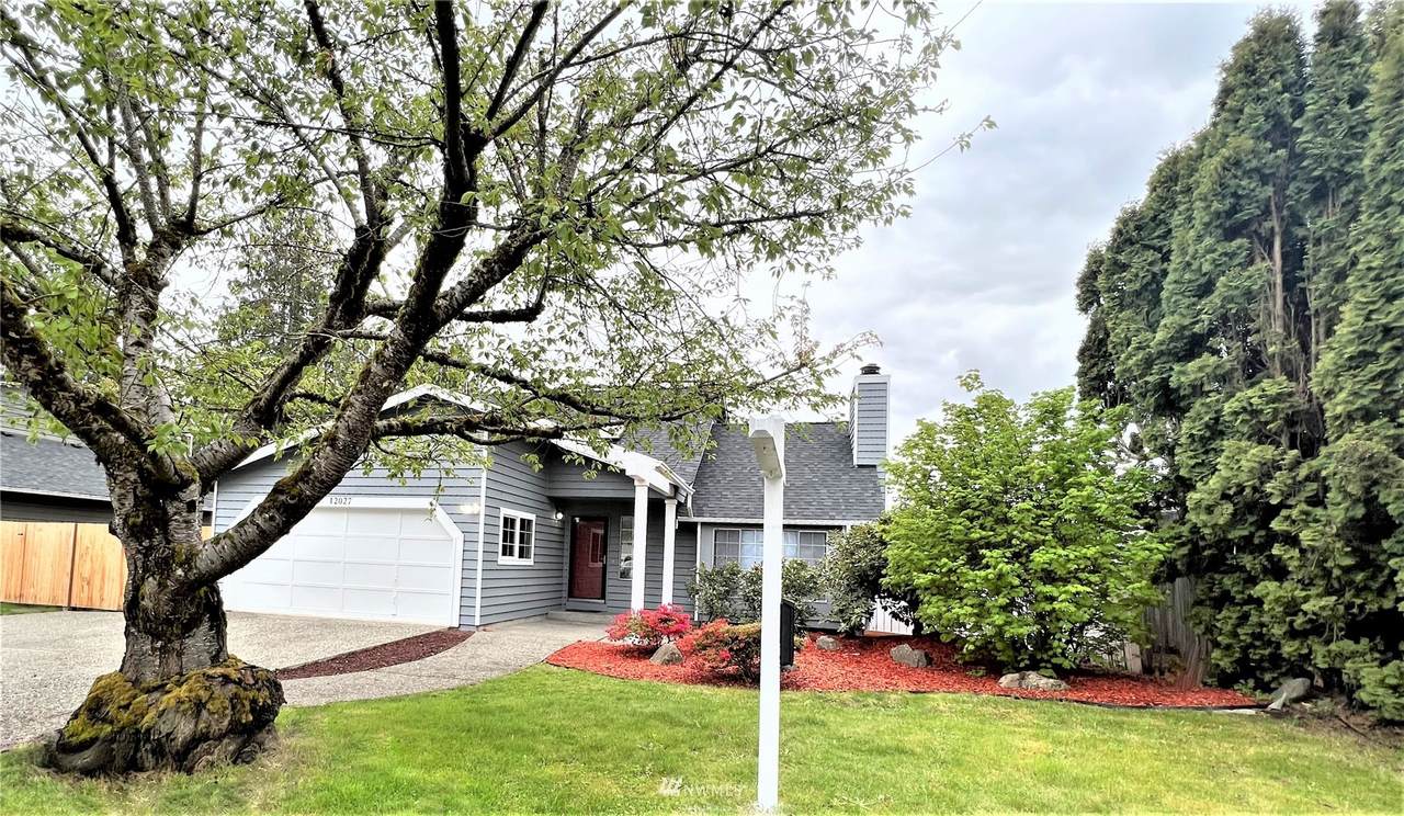 12027 Se 221st St - Photo 1