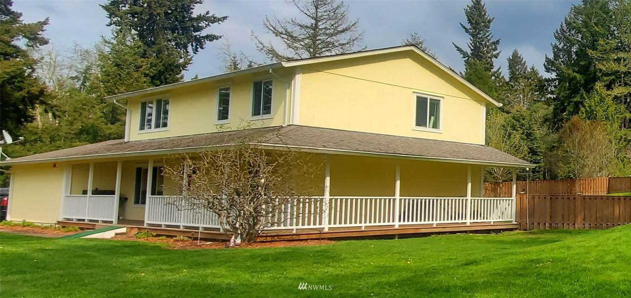 8735 153rd Avenue - Photo 1