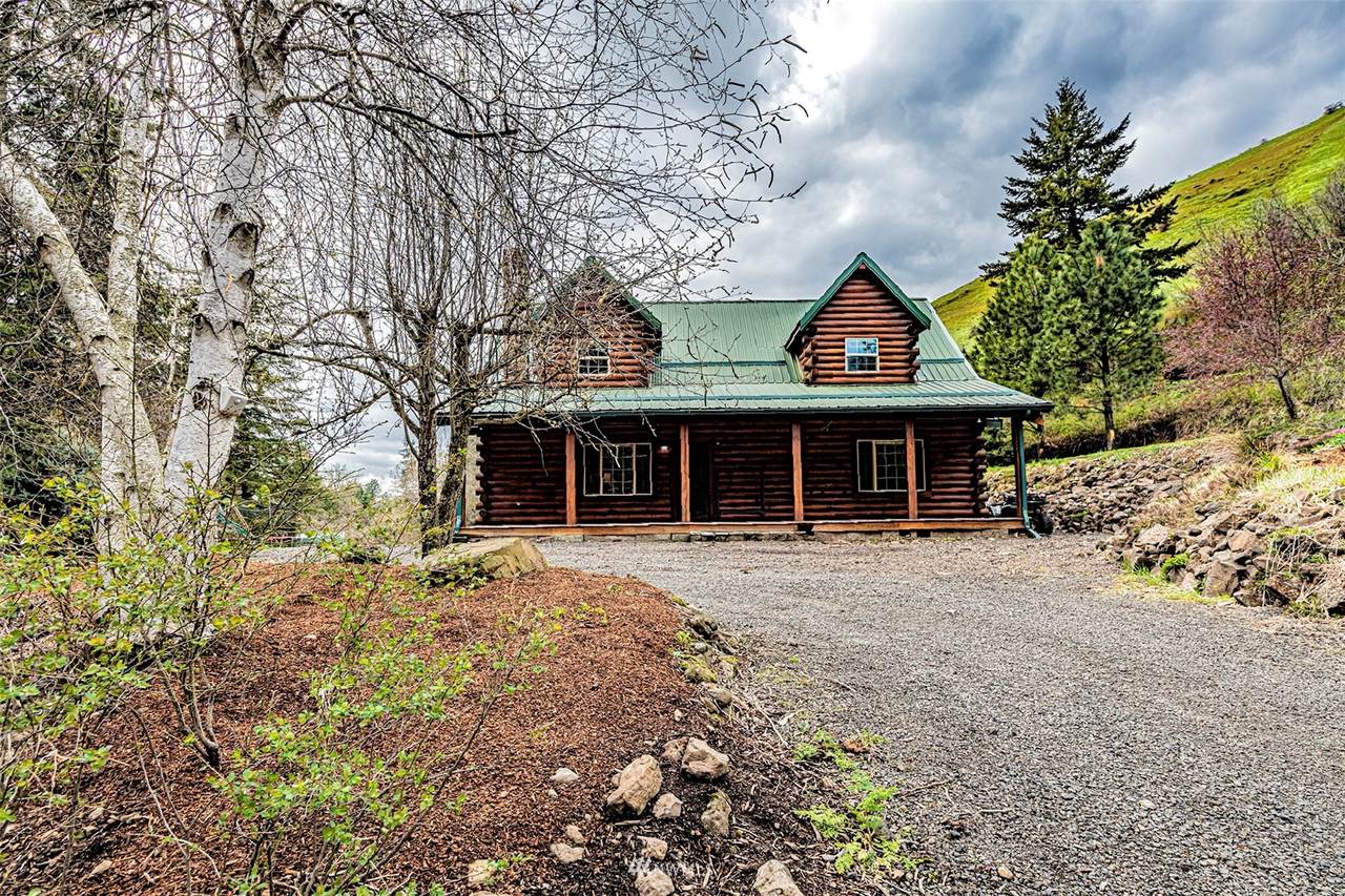885 Scott Road - Photo 1