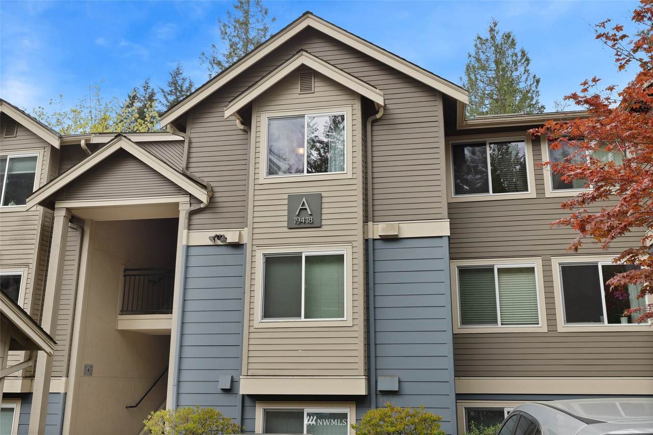 19418 Bothell Way - Photo 1