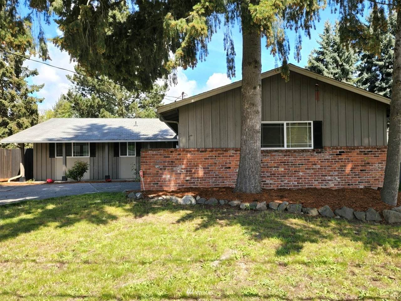 11720 165th Street - Photo 1