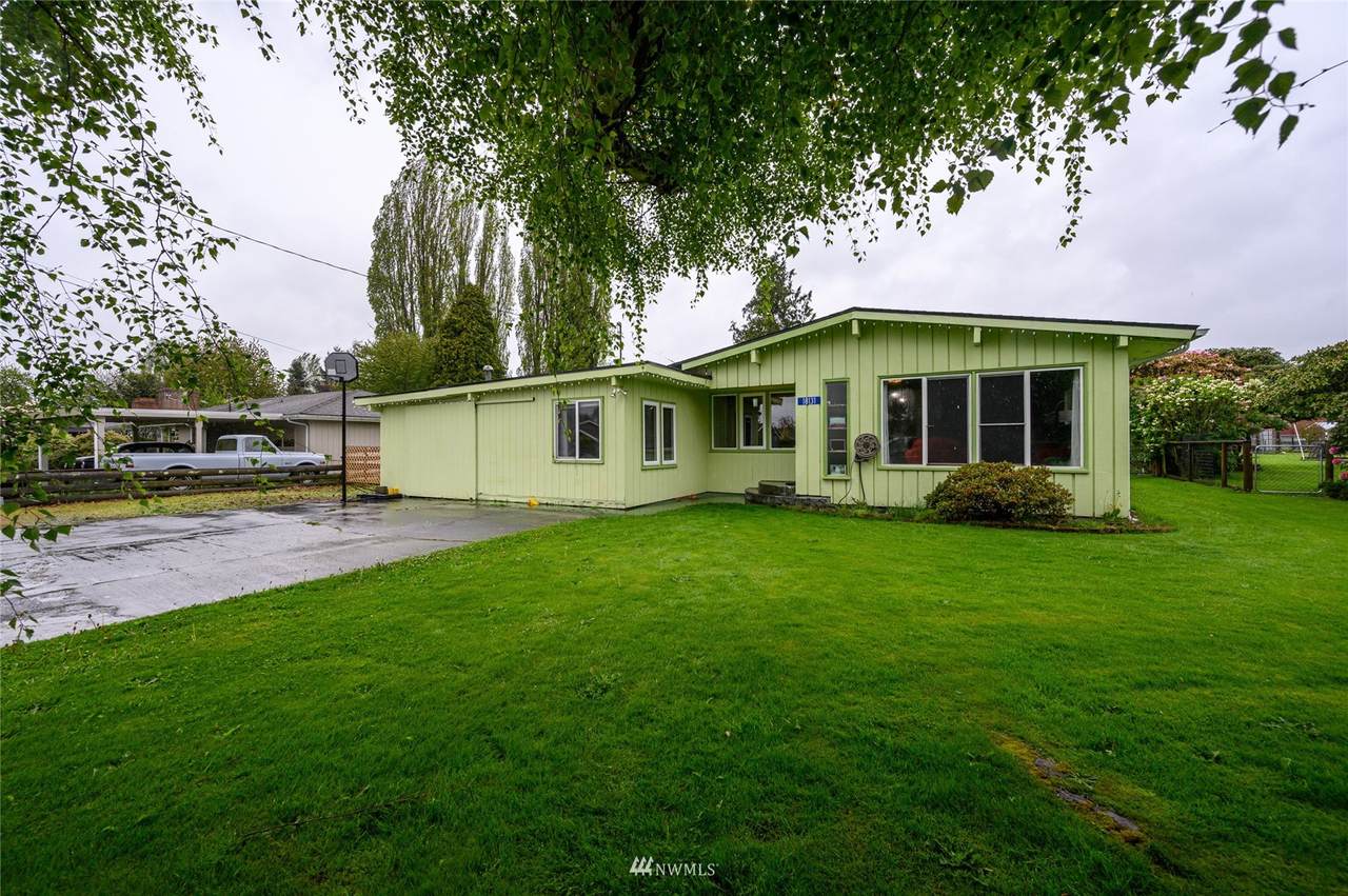 18131 Moores Garden Road - Photo 1