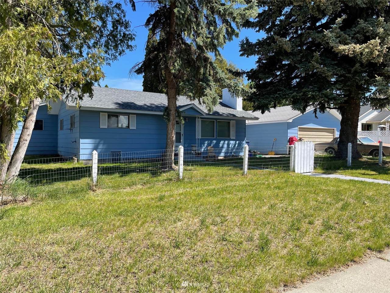 407 12th Avenue - Photo 1