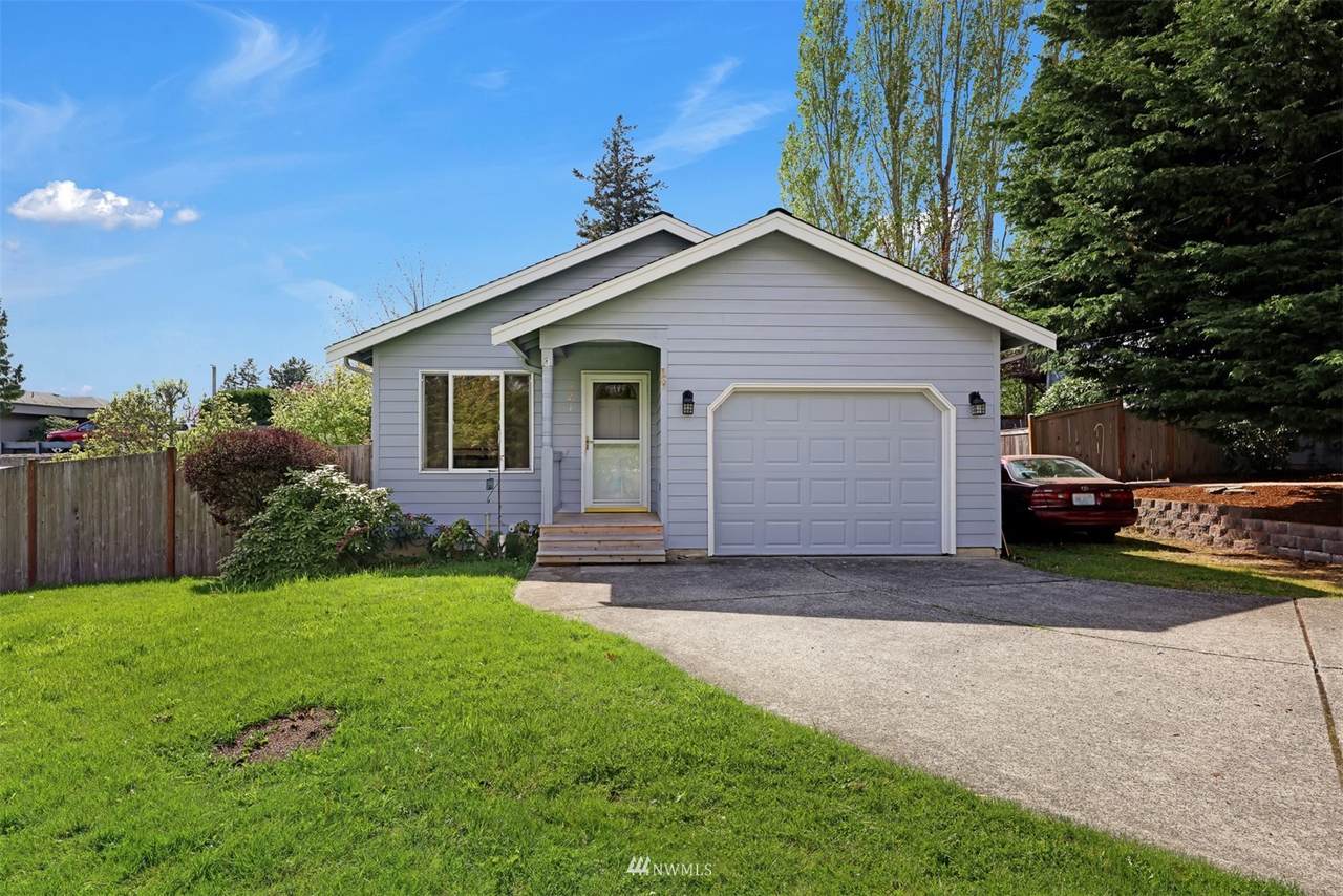 721 Northshore Drive - Photo 1