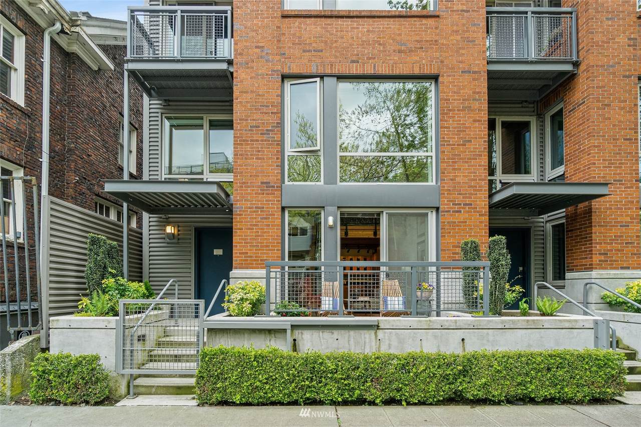 530 Broadway - Photo 1