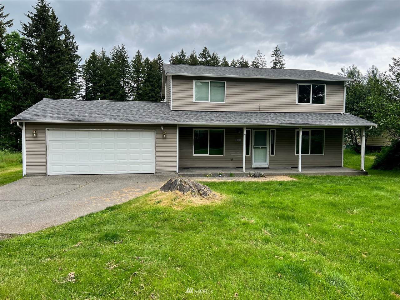 16424 Park Drive - Photo 1