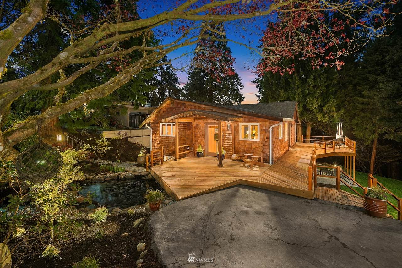 4206 182nd Avenue - Photo 1