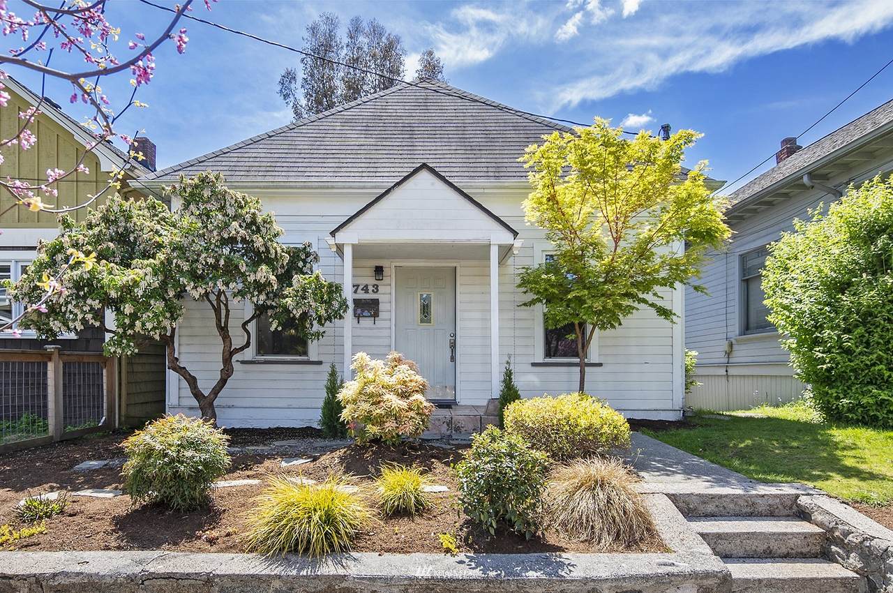 743 74th Street - Photo 1