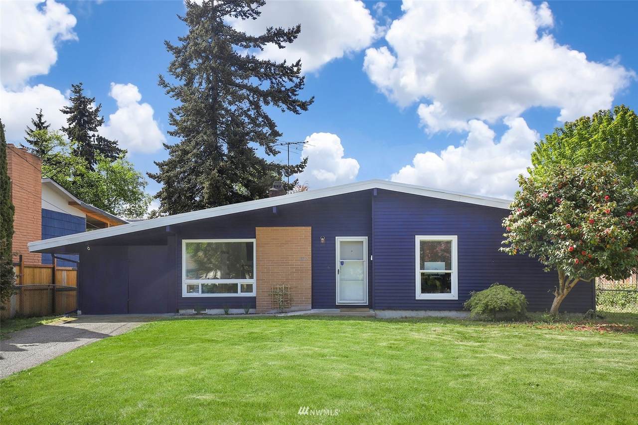 1837 264th Place - Photo 1