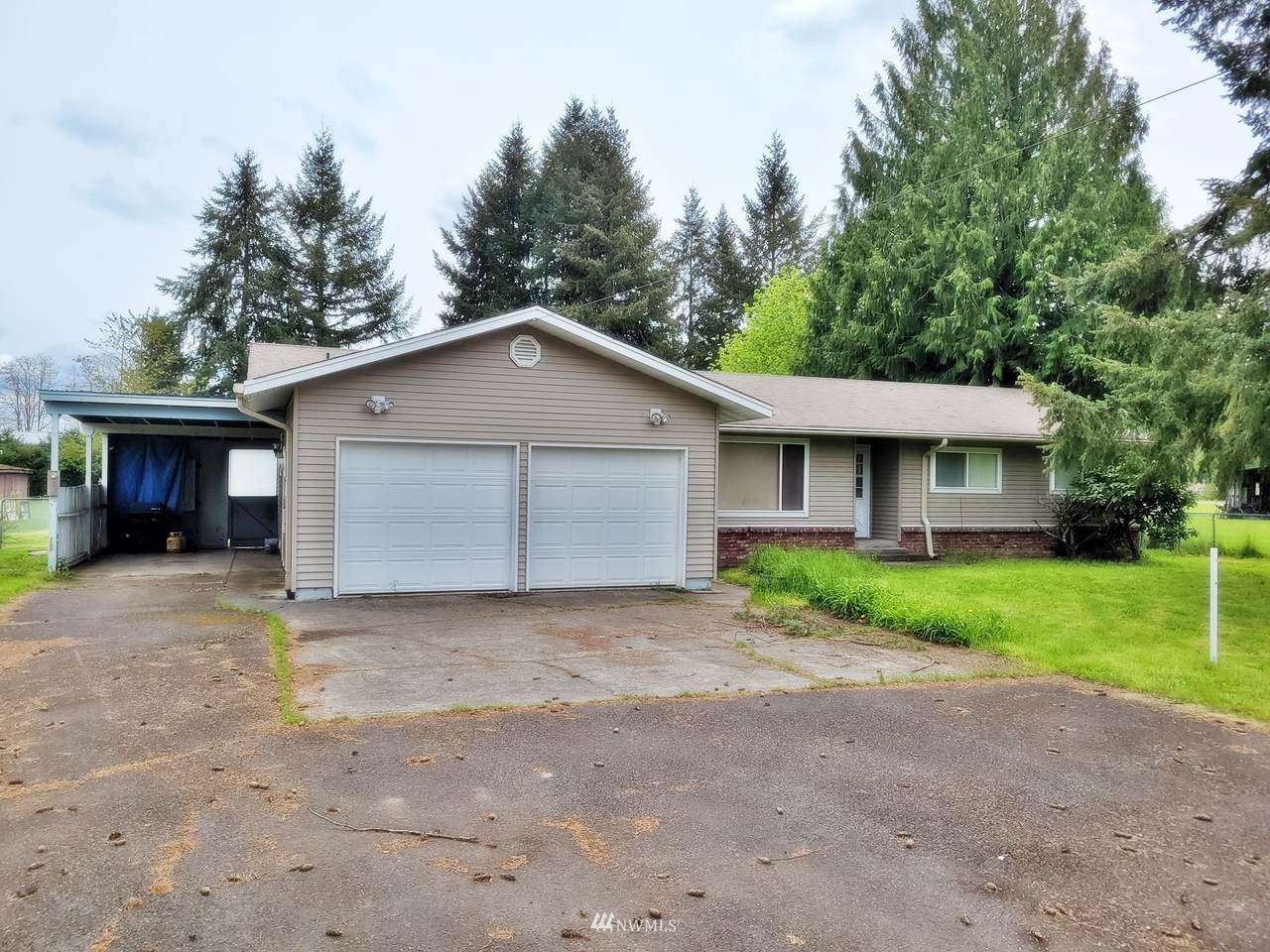 112 Elma Drive - Photo 1