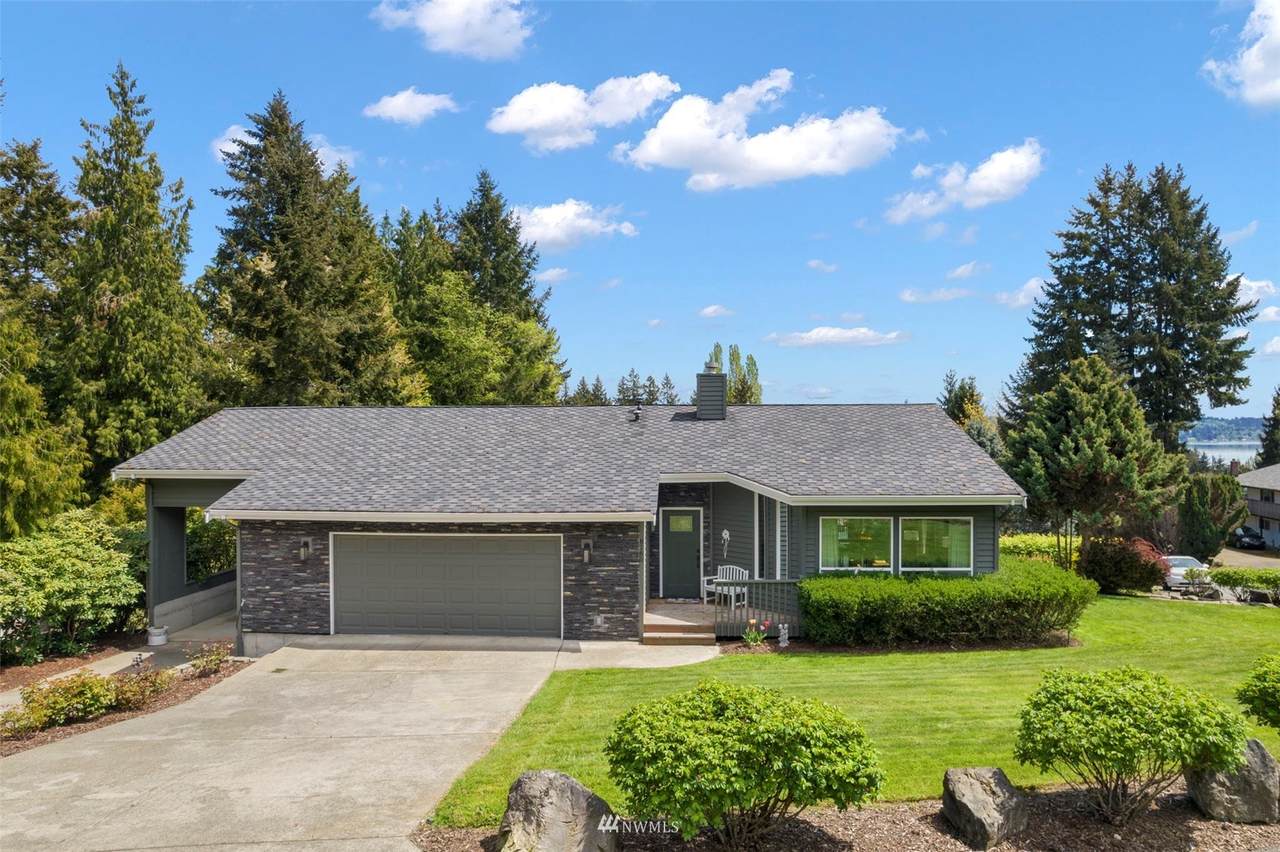 8180 Clearidge Ave - Photo 1