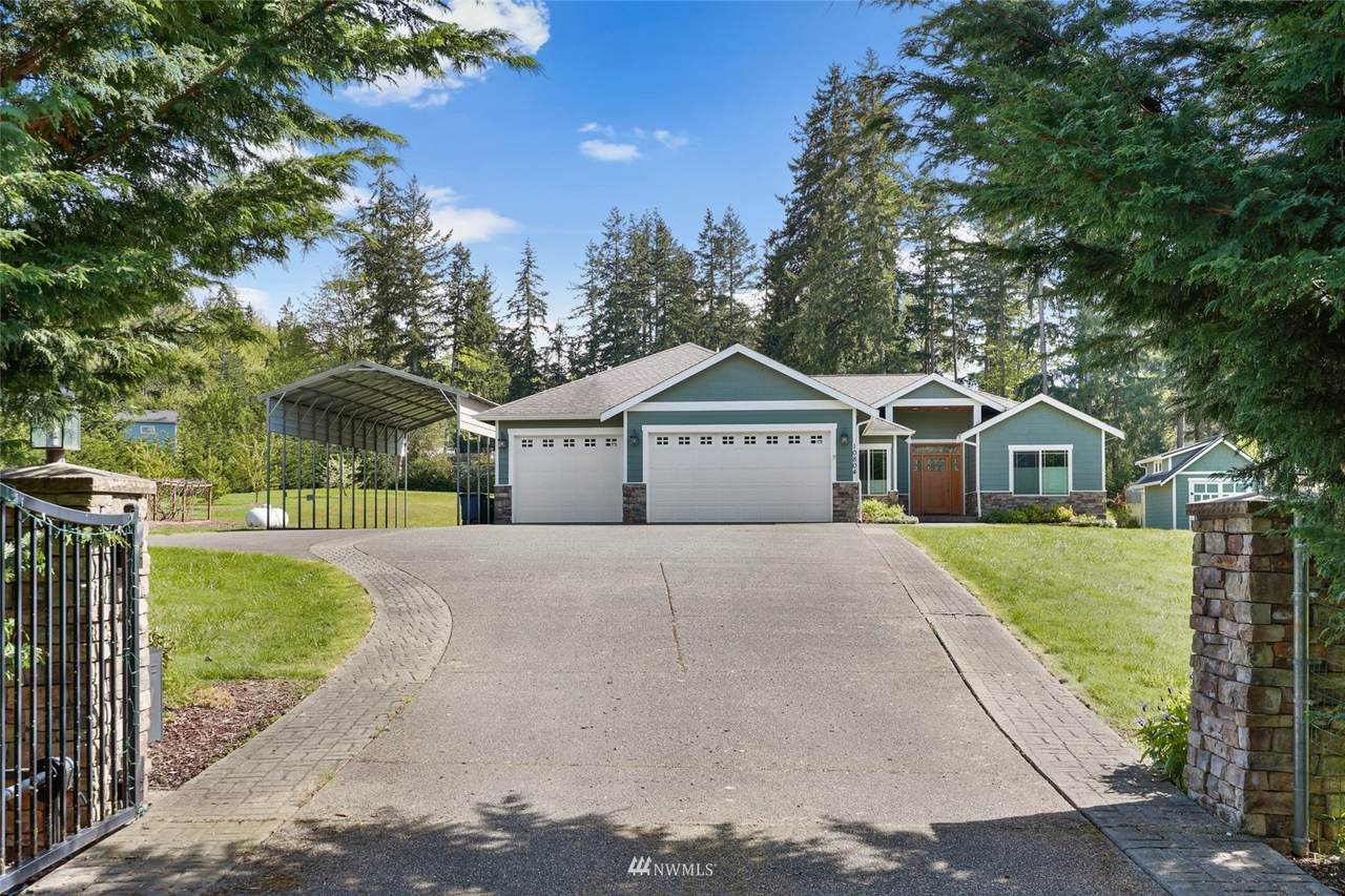 10804 229th Street - Photo 1